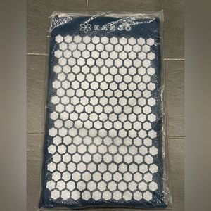 NEW Kanjo Acupressure Mat & Pillow Set